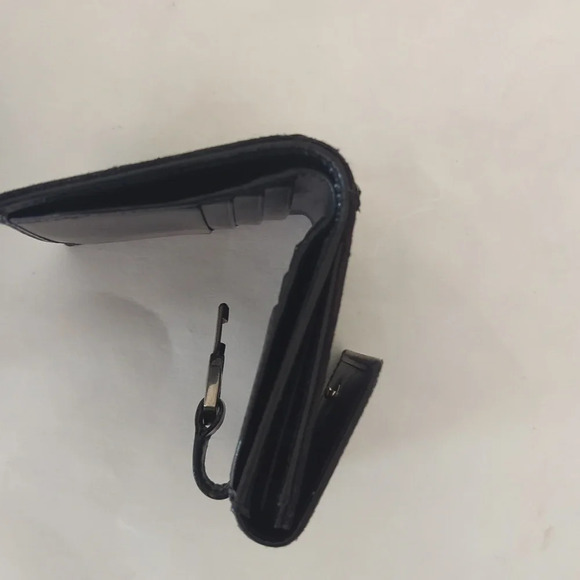 Gucci monogram logo silver lock wallet - Picture 9 of 13